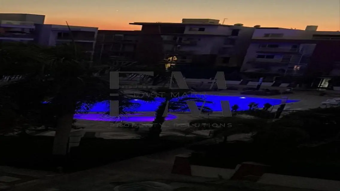 Luxury Apartment for Rent with Stunning Lake View