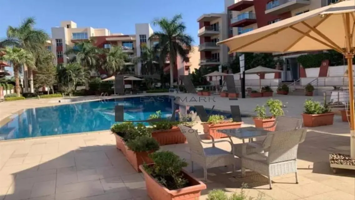 Luxury Apartment for Rent with Stunning Lake View