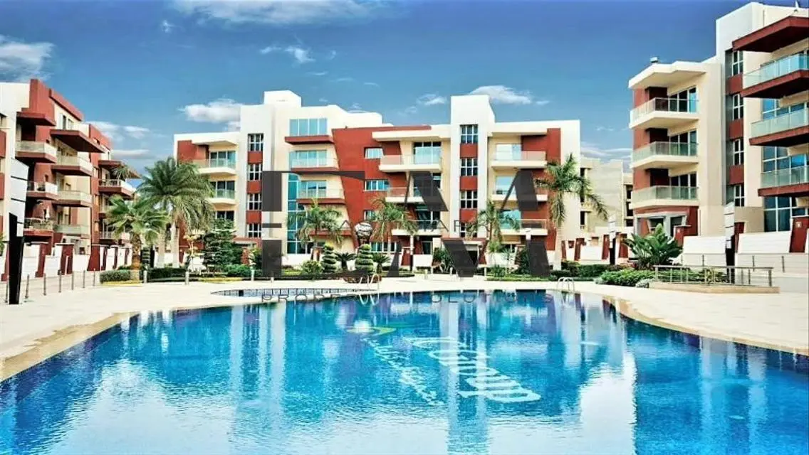 Luxury Apartment for Rent with Stunning Lake View