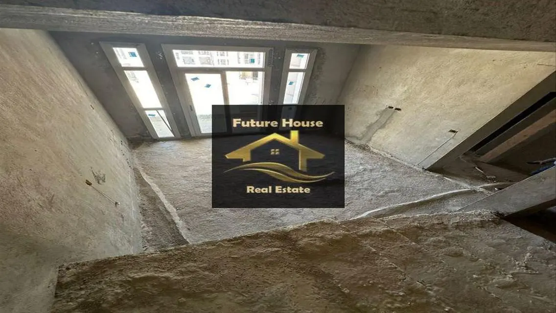 Luxury Apartment with Balcony and Security - Amazing Investment Opportunity