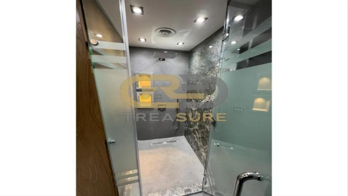 شقة مذهلة في TREASURE بمساحة 85 متر