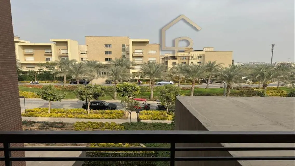 Luxury Apartment in New Giza Compound