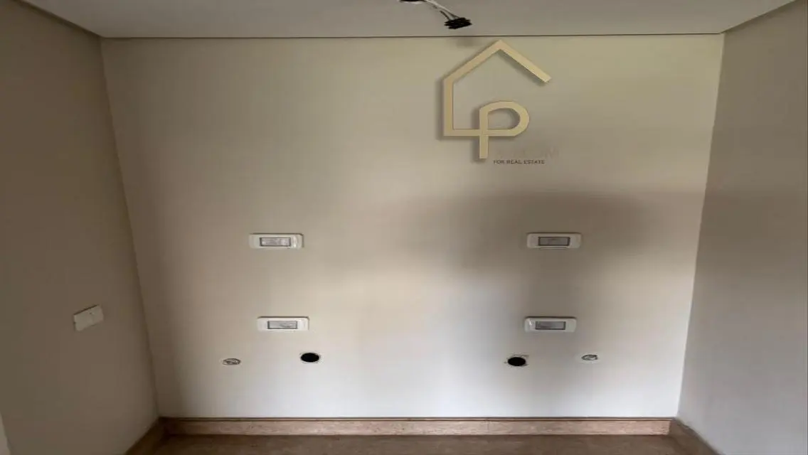 Luxury Apartment in New Giza Compound