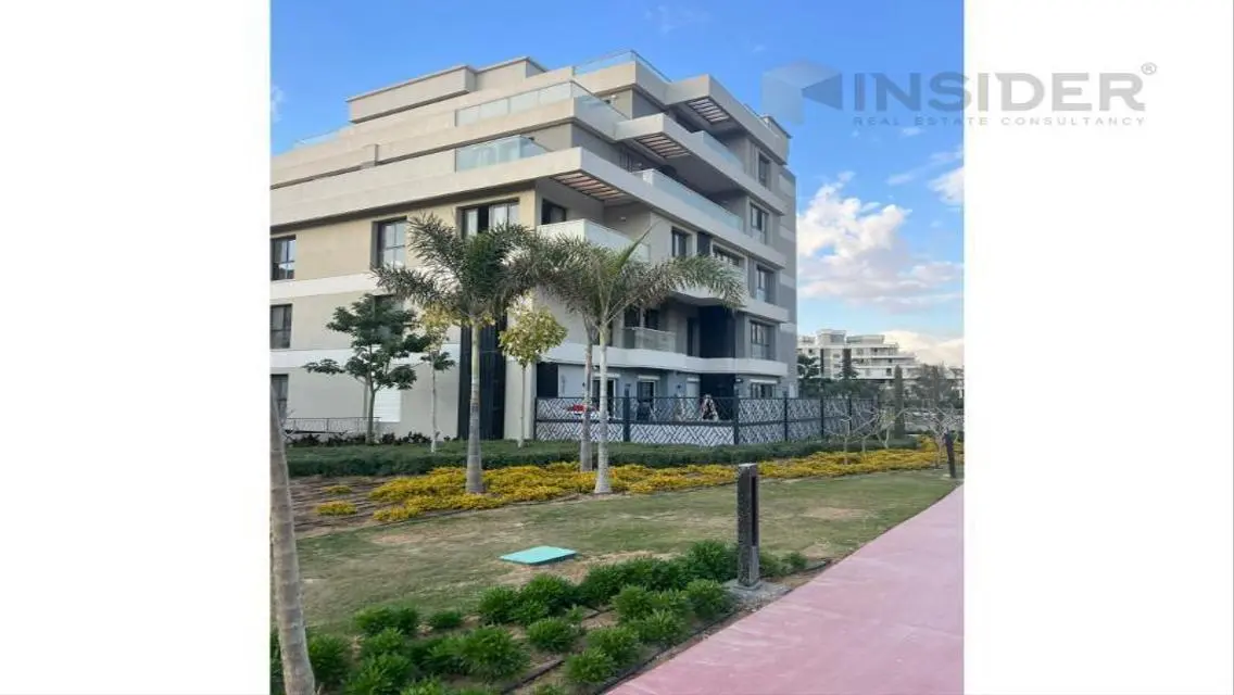 Luxury Villa in Palm Hills Compound - New Cairo