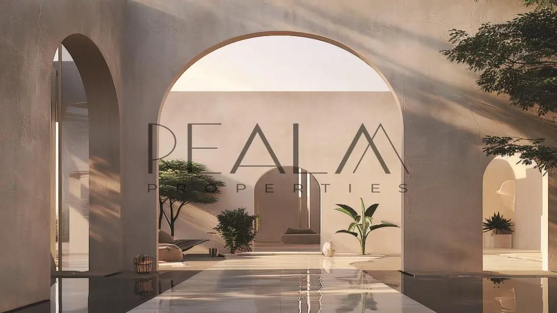 Luxury and Comfort in a Distinctive Residence