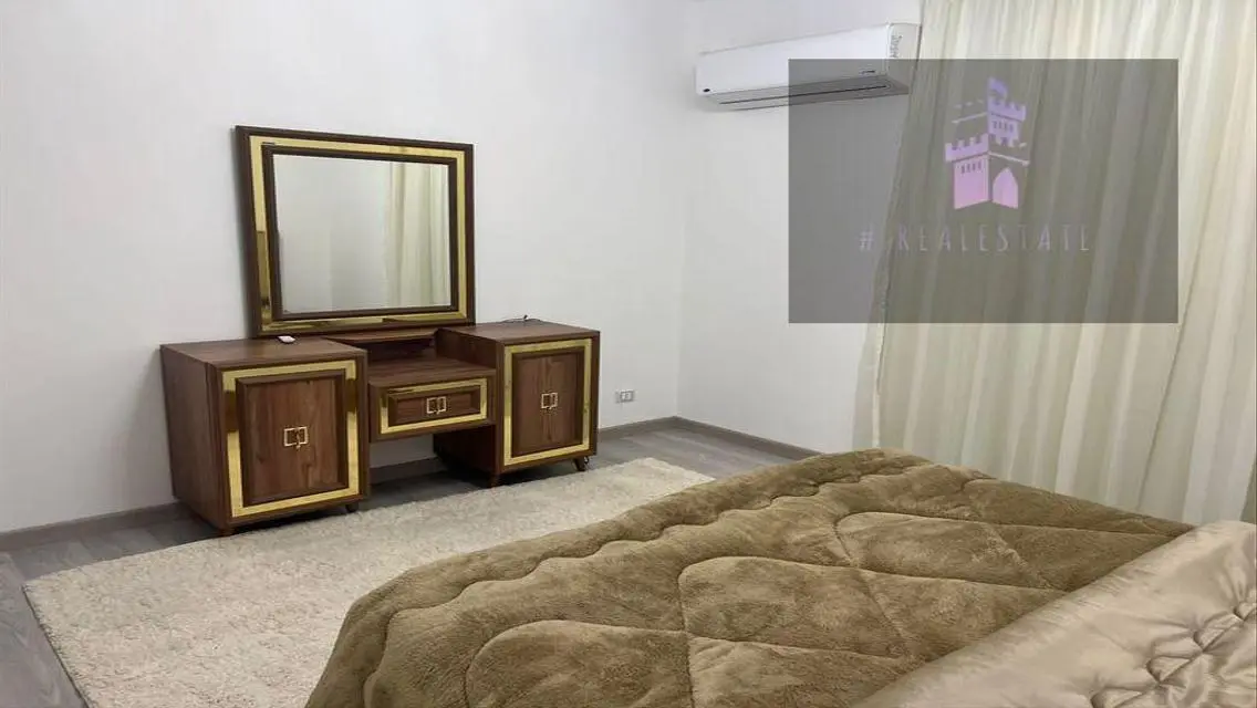 شقة حديثة بالإيجار مع مميزات رائعة