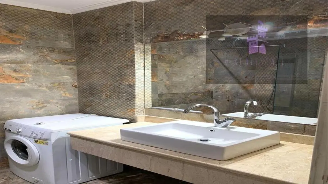 Luxury Apartment with Stunning Views and Exceptional Amenities