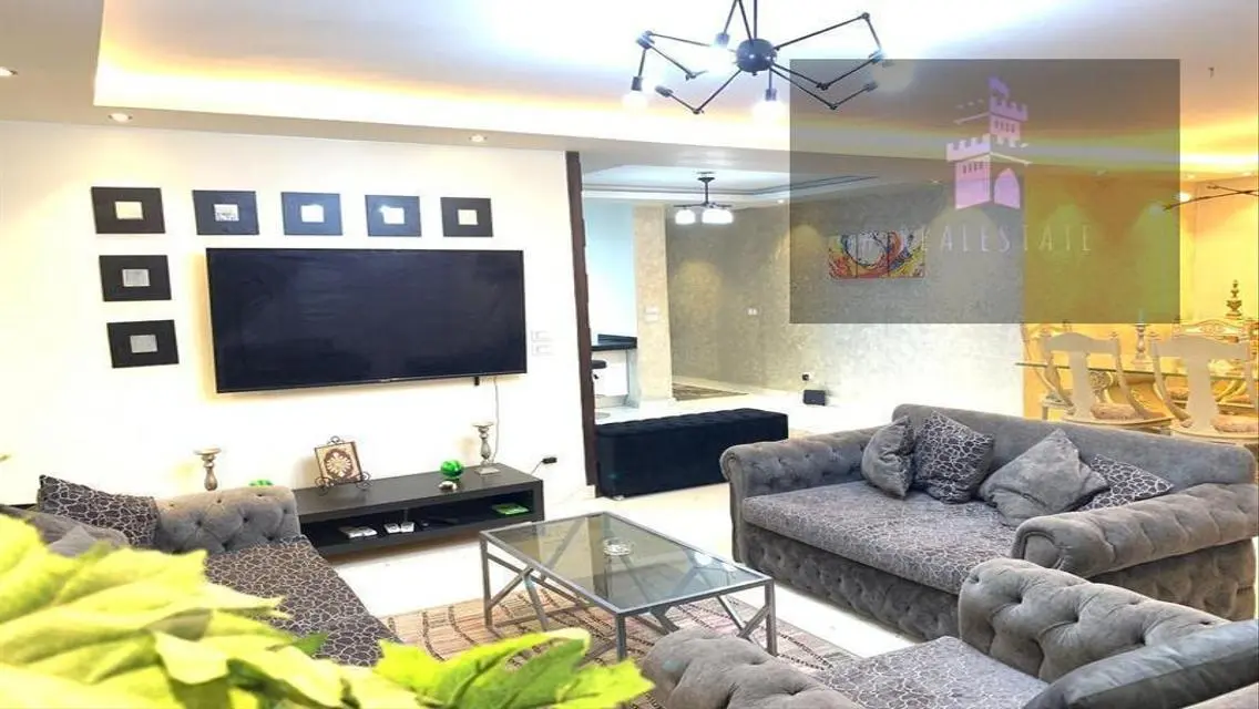 Luxury Apartment with Stunning Views and Exceptional Amenities