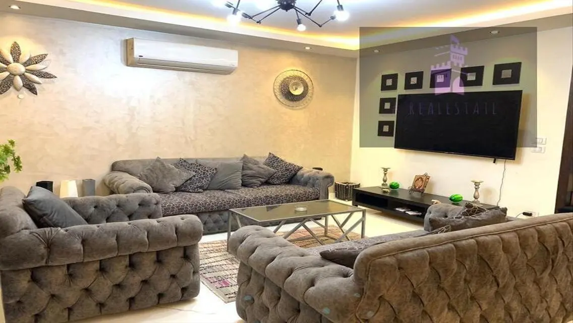 Luxury Apartment with Stunning Views and Exceptional Amenities