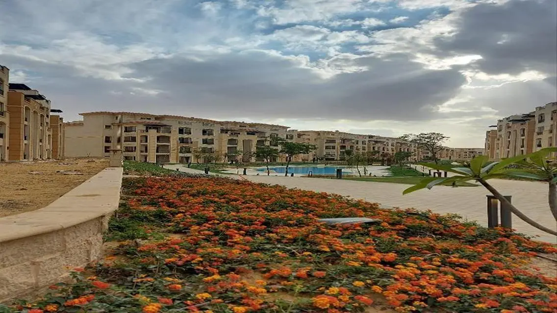 Luxury Apartment in Stone Residence Compound