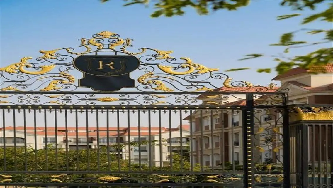 Luxury Apartment with Spacious Layout and Stunning Views