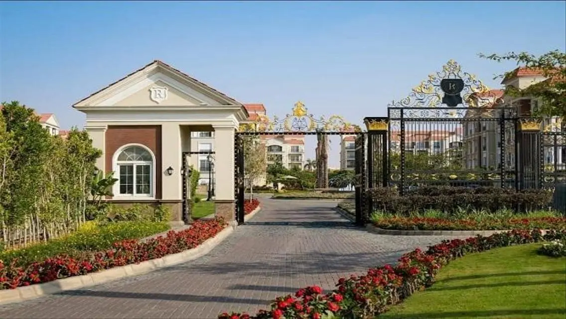 Luxury Apartment with Spacious Layout and Stunning Views