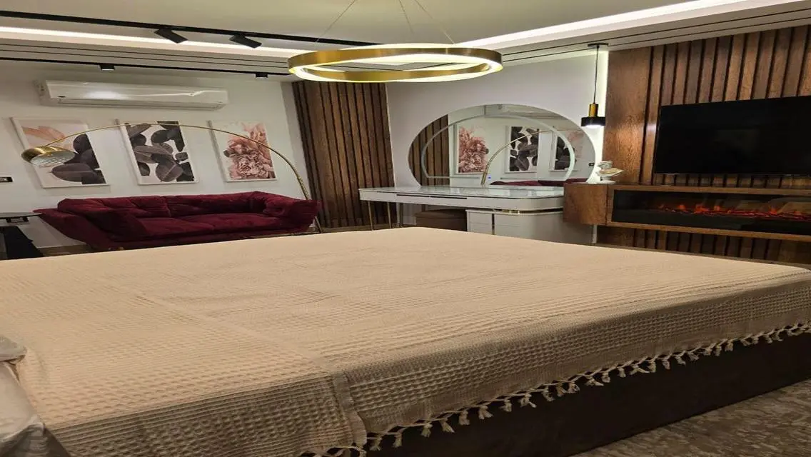 Luxury Apartment for Rent with Outstanding Space