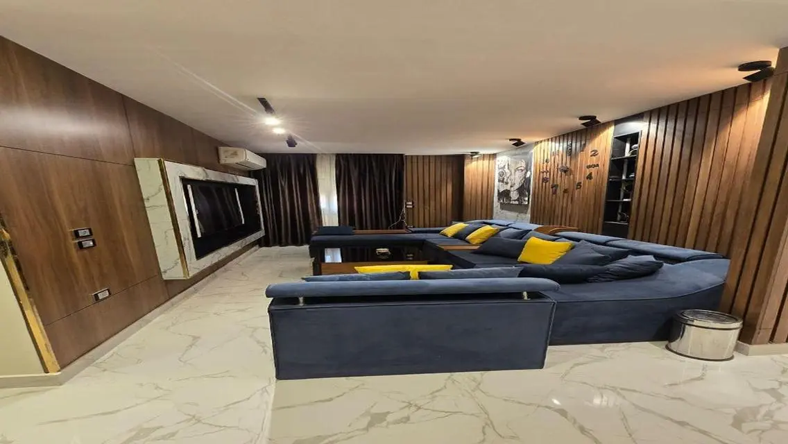 Luxury Apartment for Rent with Outstanding Space