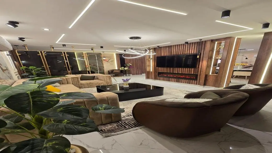 Luxury Apartment for Rent with Outstanding Space