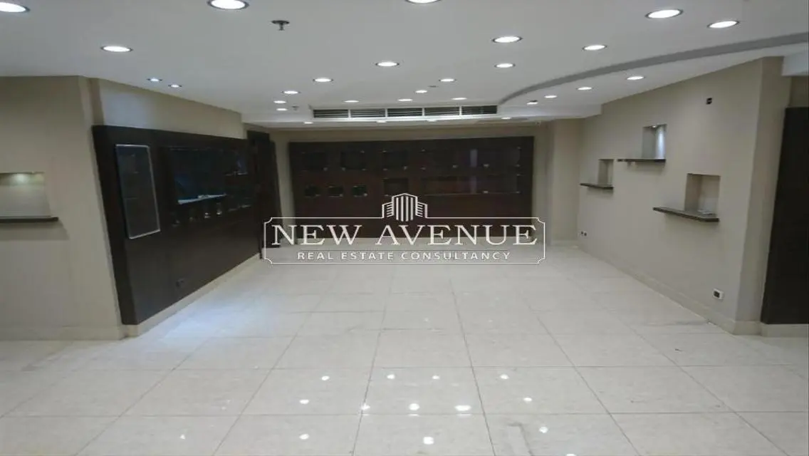 Luxurious Modern Office in the Heart of the City