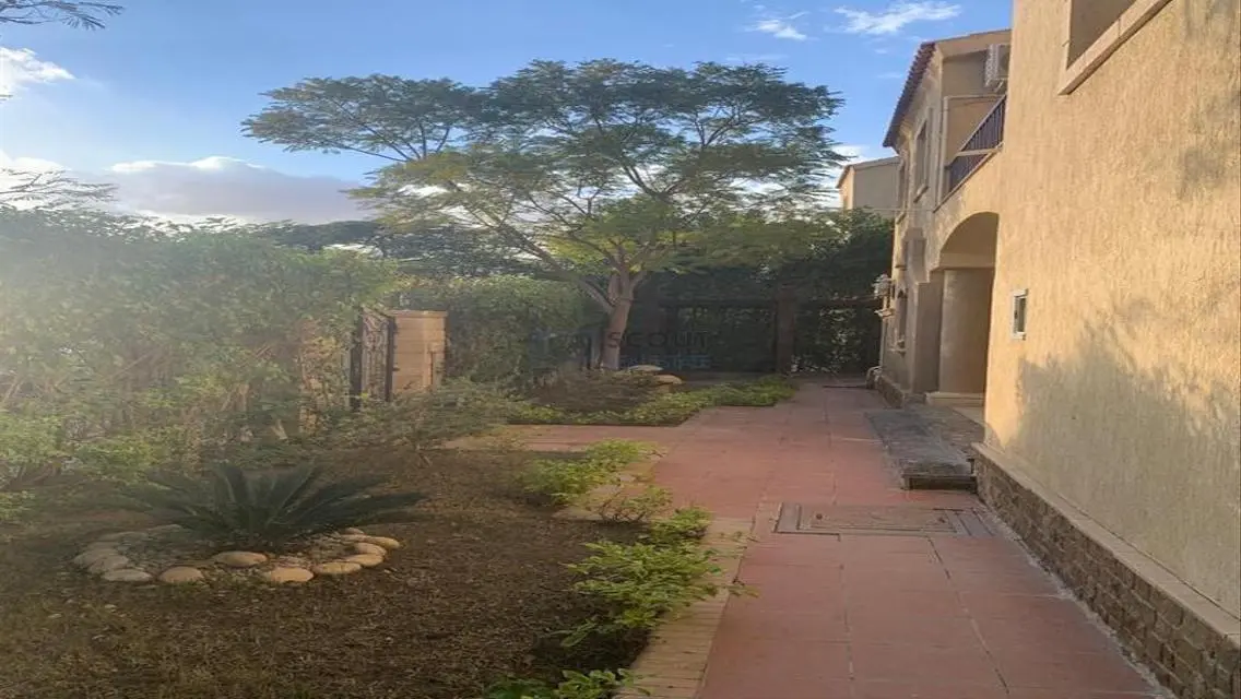 Luxury 4-Bedroom Apartment with Balcony and Shared Pool