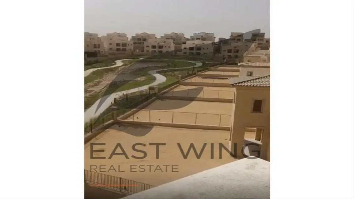 فيلا فاخرة مع مسبح خاص وإطلالة مميزة