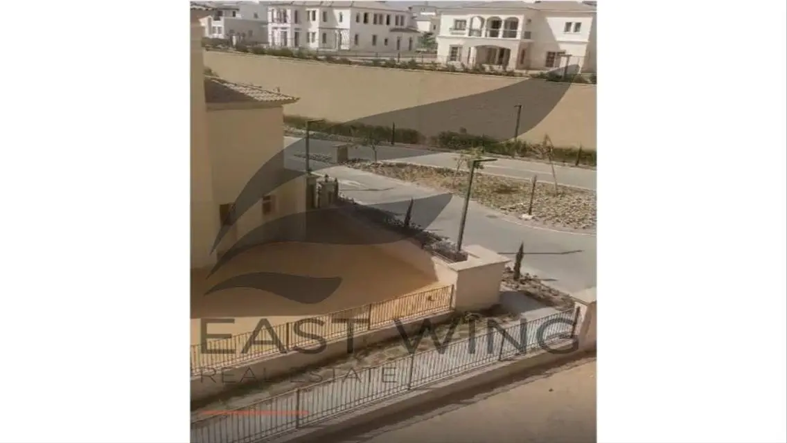 فيلا فاخرة مع مسبح خاص وإطلالة مميزة