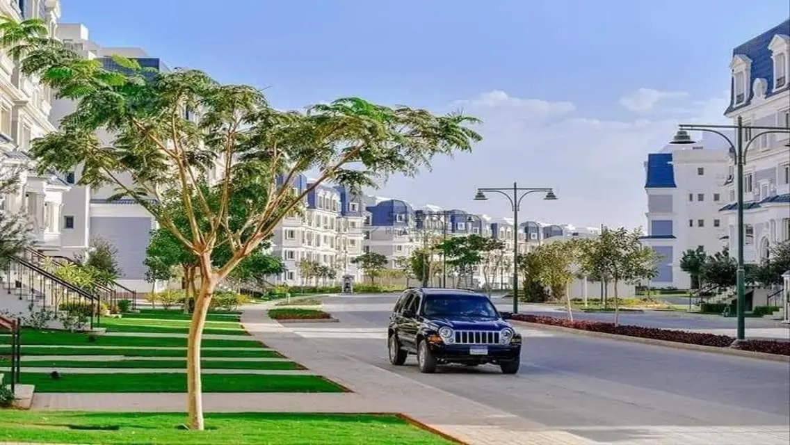 فيلا فاخرة في كومبوند الجبل الأخضر - هايد بارك