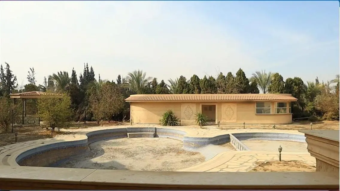 عقار مميز بمساحة 1040 متر للبيع