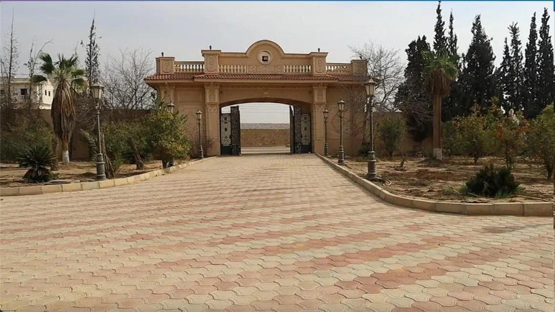 عقار مميز بمساحة 1040 متر للبيع