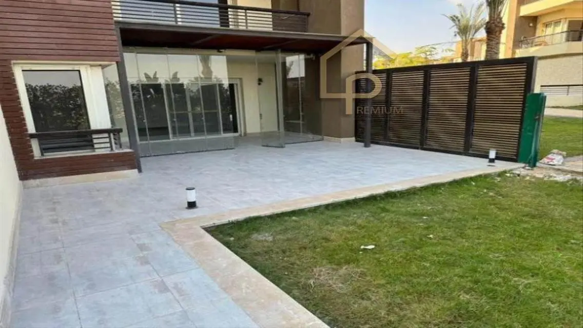 Luxury Apartment in New Giza Compound