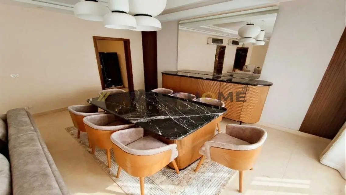 Luxury Apartment with Shared Pool, 2300 sqm