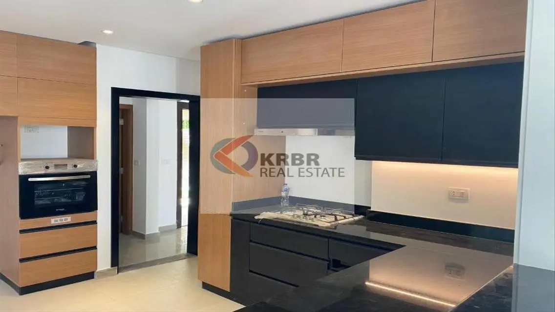 Luxury Apartment with Terrace and Private Garden