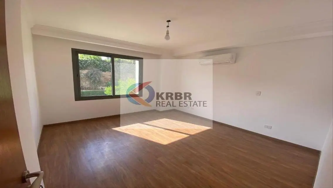 Luxury Apartment with Terrace and Private Garden