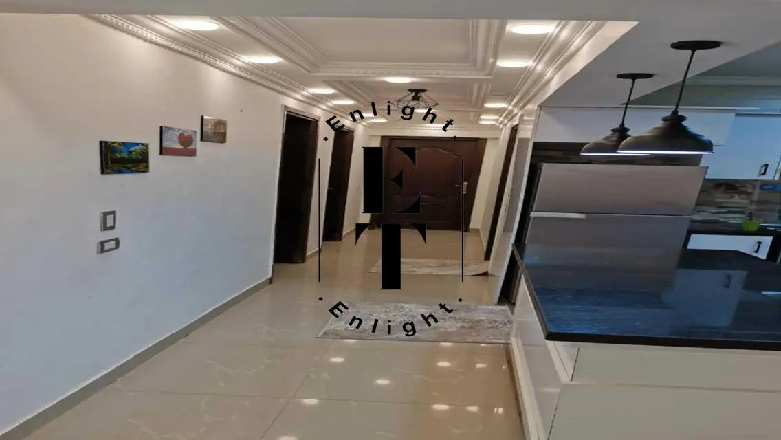 شقة مميزة مع حديقة خاصة ومسبح مشترك