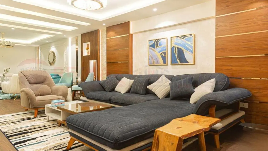 Luxury Apartment with Balcony for Rent