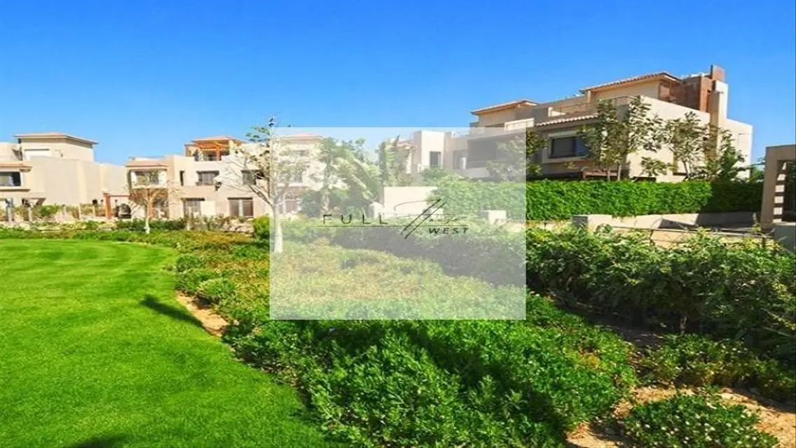 Luxury Villa with Private Pool and Garden in an Elegant Community