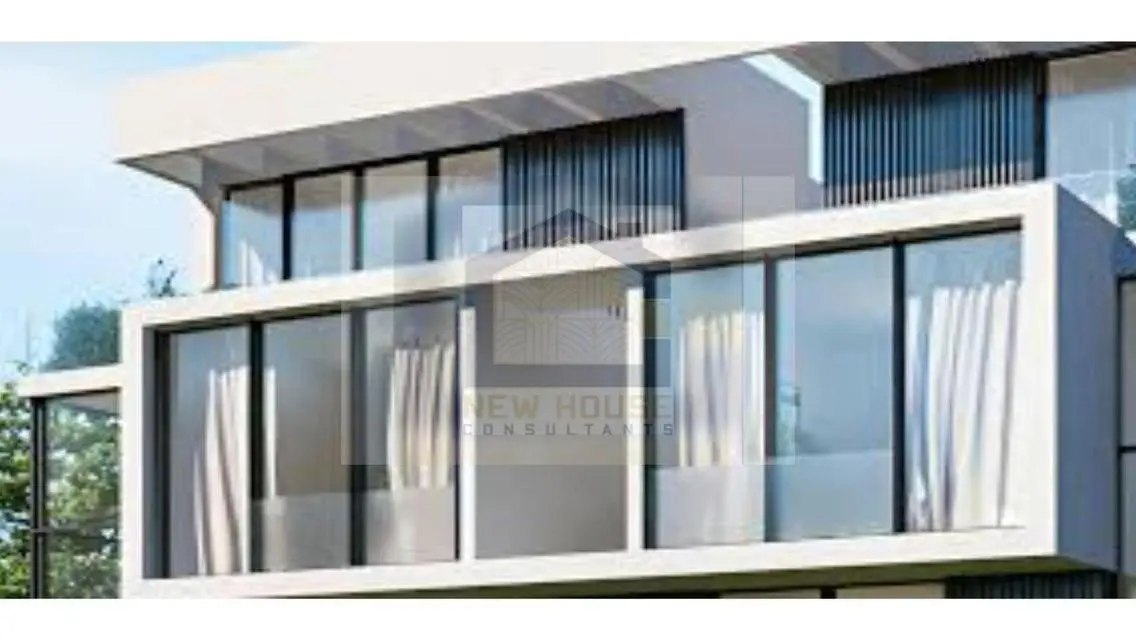 Luxurious Villa for Sale with Spacious Area and Shared Pool