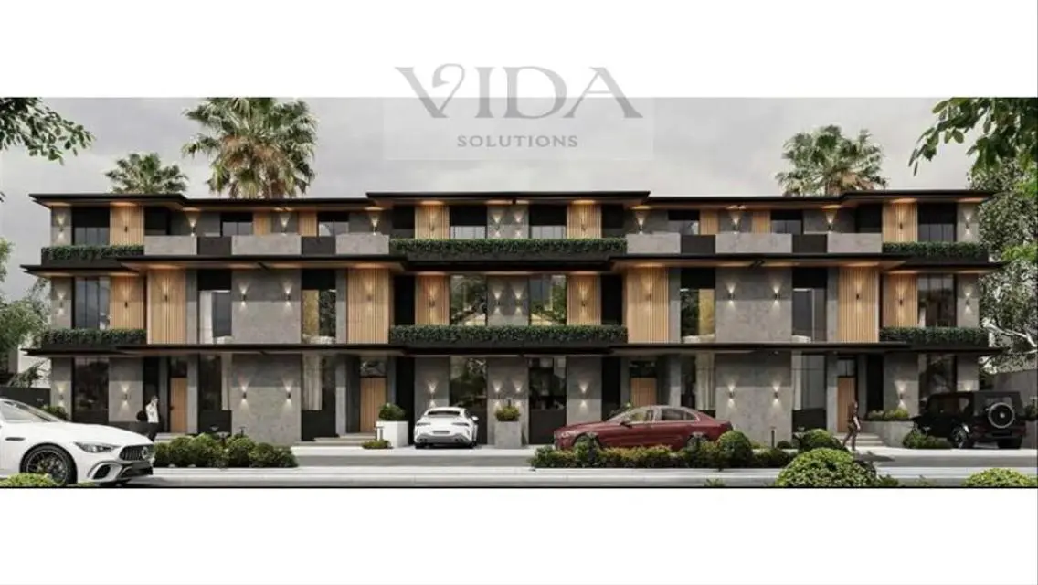 Luxury Villa with Private Pool and Garden in Elora