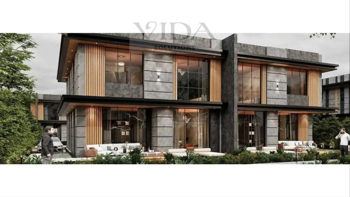 Luxury Villa with Private Pool and Garden in Elora