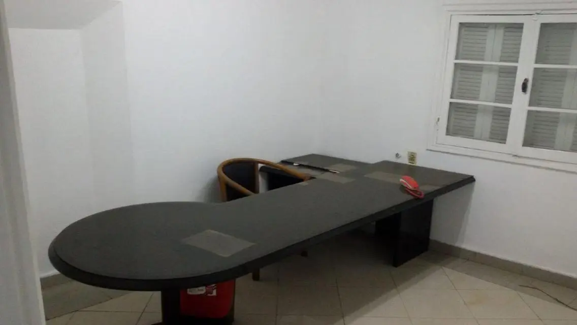 شقة للإيجار بمساحة 10000 متر