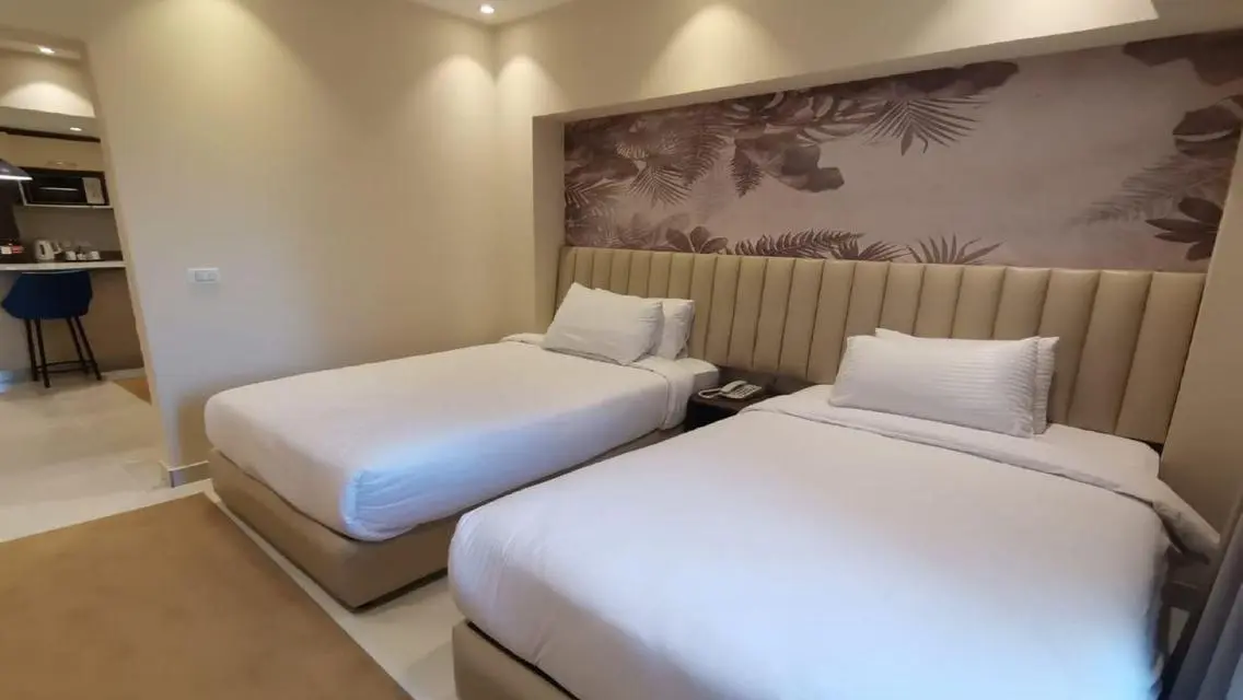 Luxury Apartment with Private Pool and Garden
