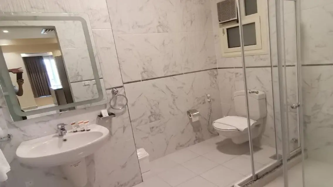 Luxury Apartment with Private Pool and Garden