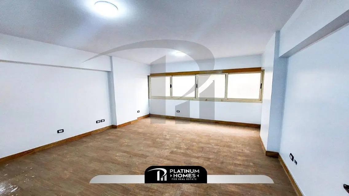وحدة سكنية 300 متر بمميزات رائعة