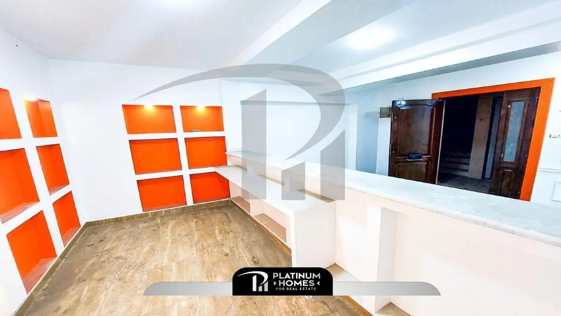 وحدة سكنية 300 متر بمميزات رائعة