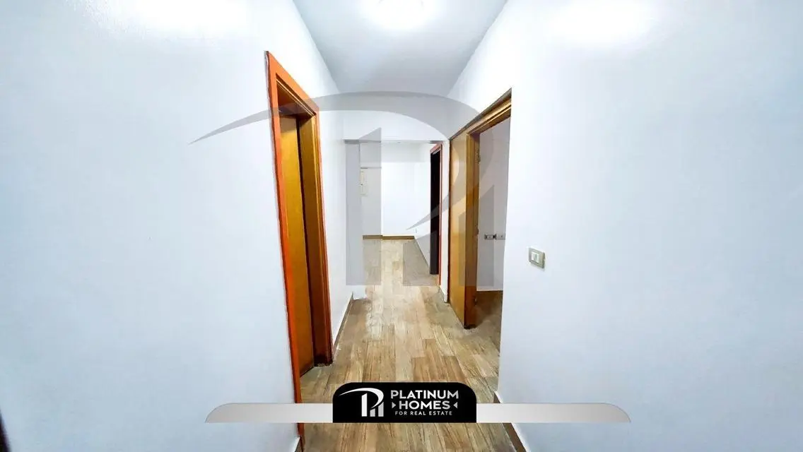 وحدة سكنية 300 متر بمميزات رائعة