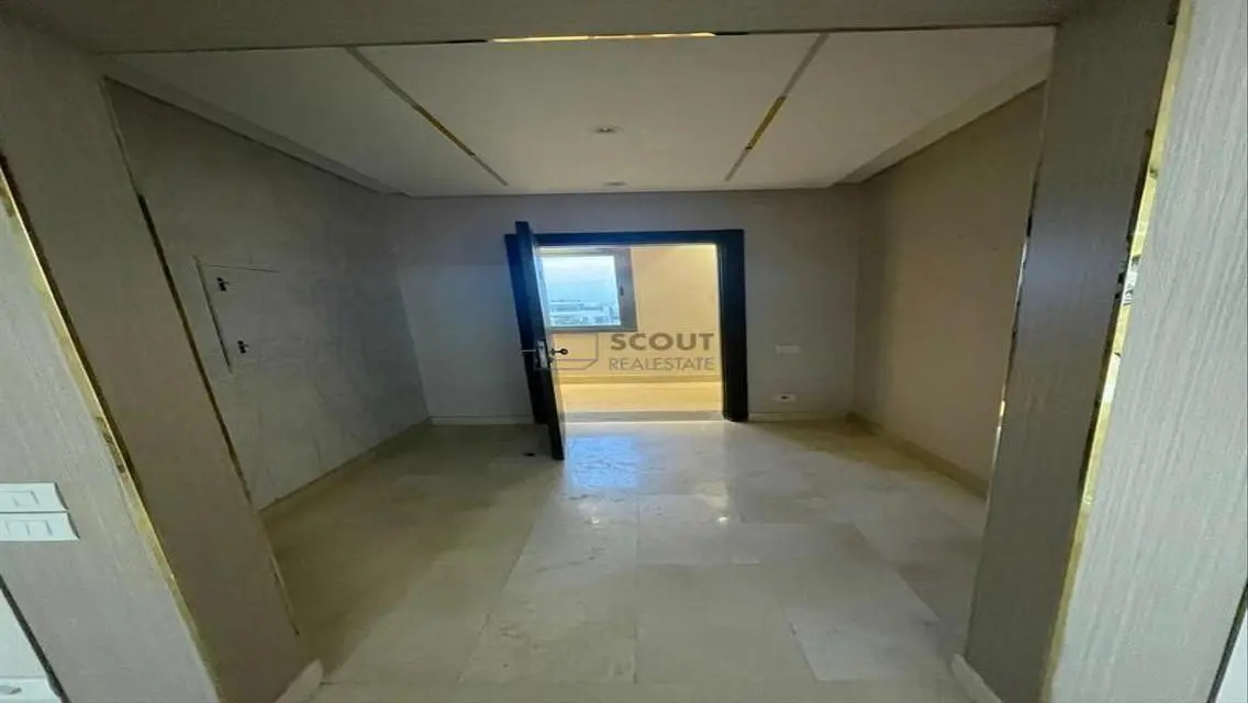 Premium Apartment in Residence 2 with Luxury Features