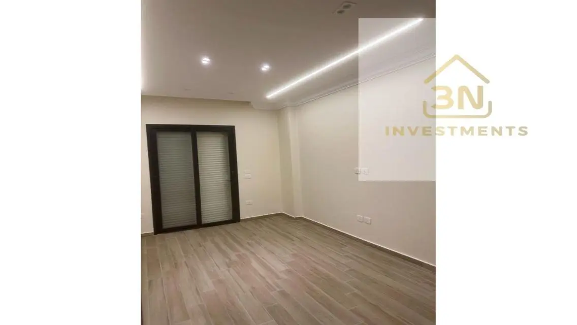 Unique Investment in Villette Sky - Tri-Level Condo
