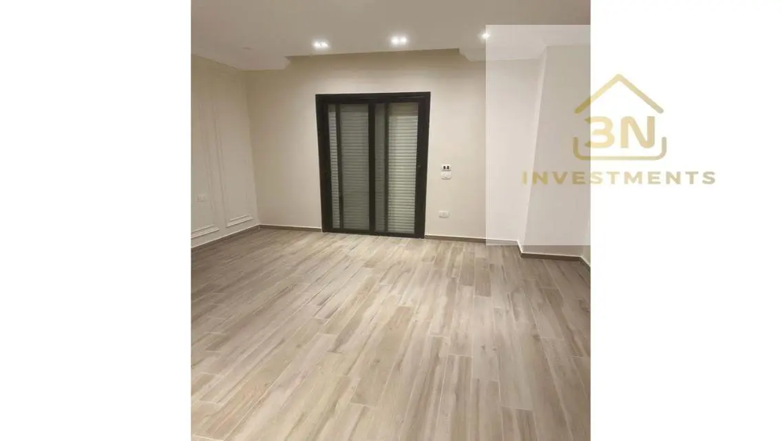 Unique Investment in Villette Sky - Tri-Level Condo