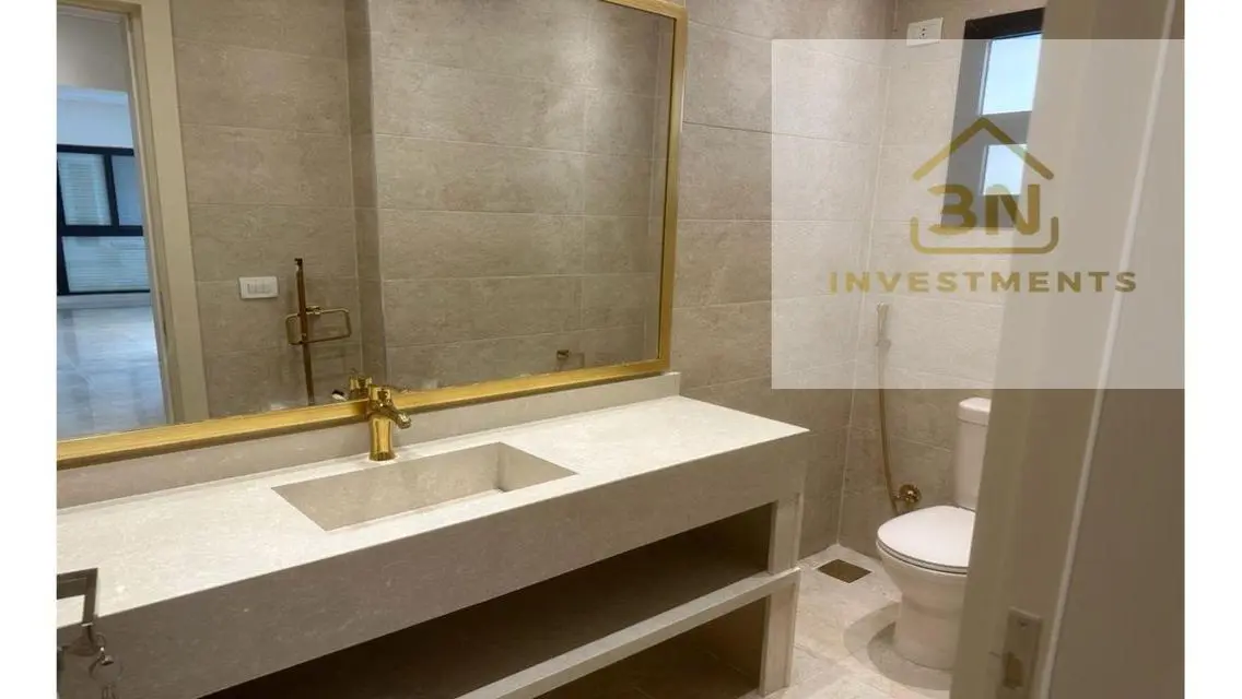 Unique Investment in Villette Sky - Tri-Level Condo