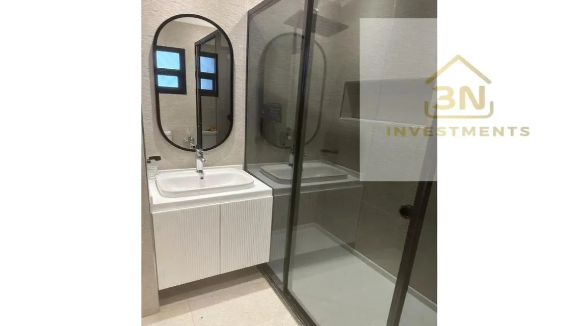 Unique Investment in Villette Sky - Tri-Level Condo