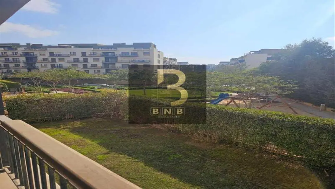 Luxury Apartment with Major Landmark View at BNB