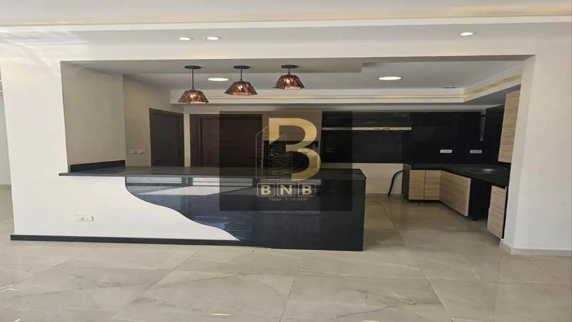Luxury Apartment with Major Landmark View at BNB