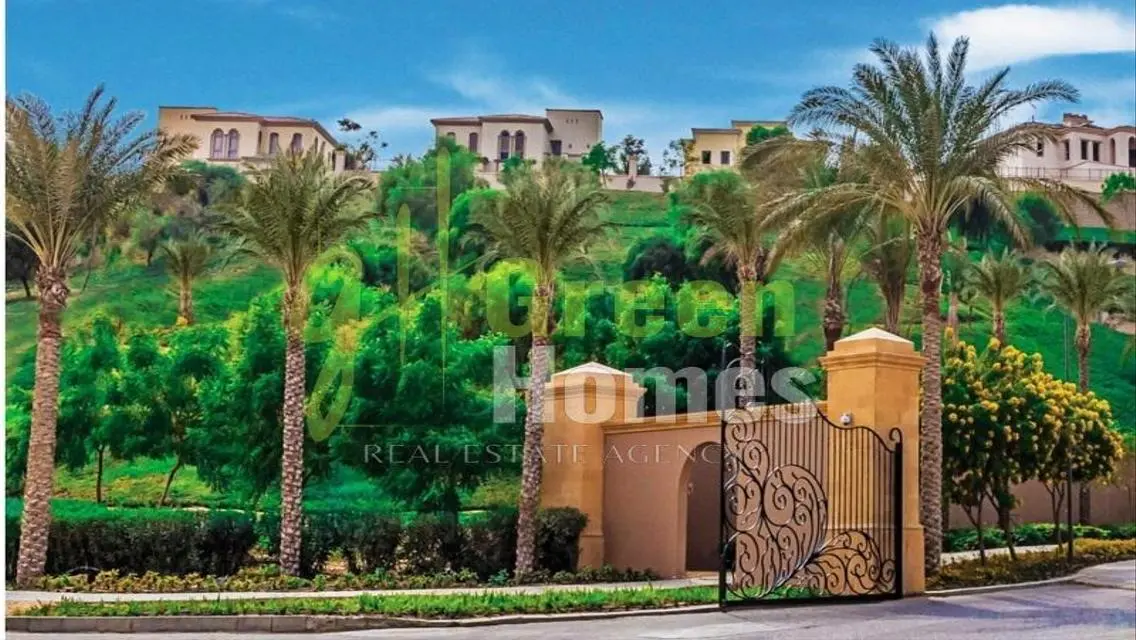 Luxurious Green Home with Private Garden